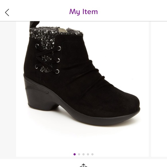 JBU by Jambi black faux fur-lined ankle boot - Picture 2 of 4